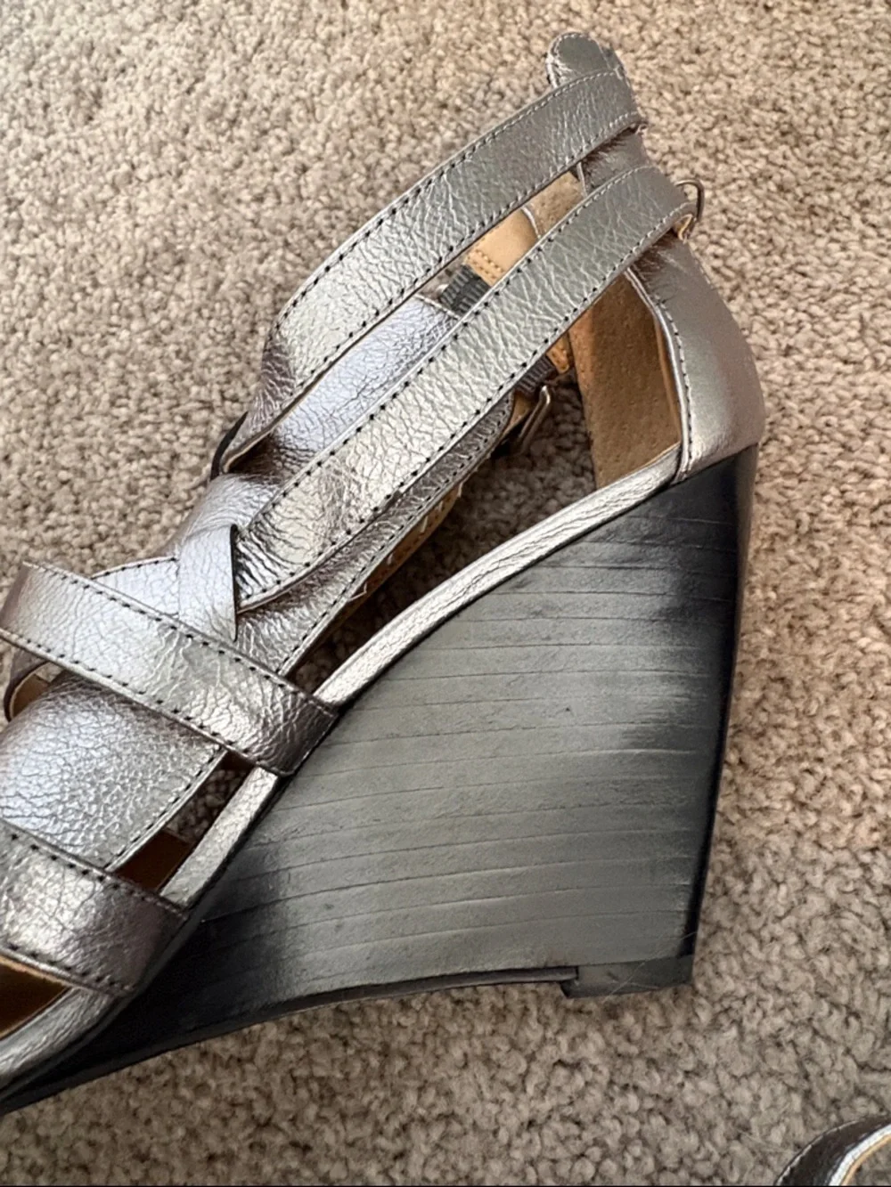 Nine West Metallic Strappy Wedge Sandals - Silver leather. Sz 7. Worn 1x. - Picture 8 of 8